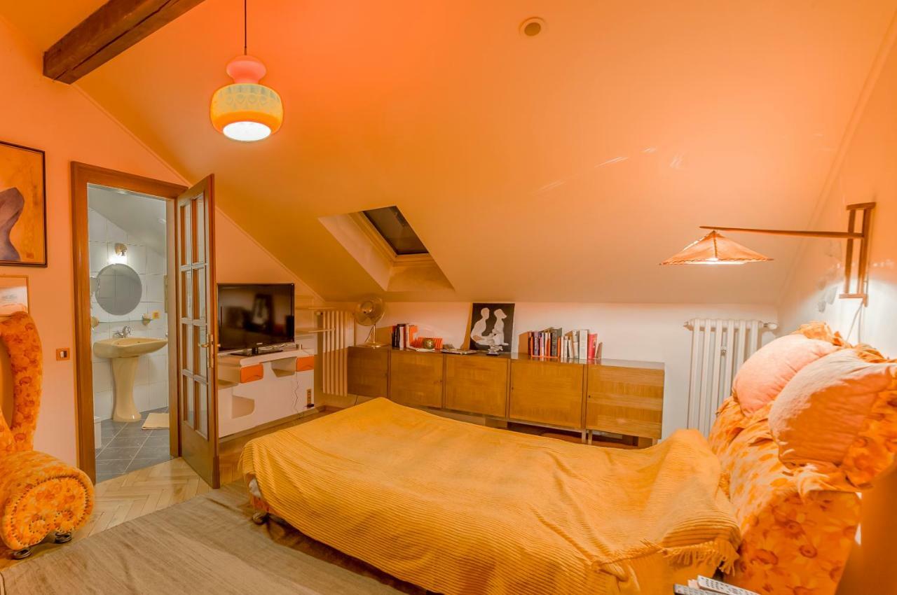 Unique Luxury Loft With Terrace In Old Town Apartment Praha Bagian luar foto